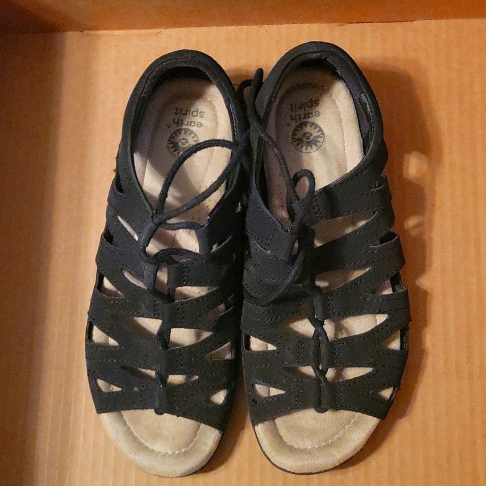 Sandal